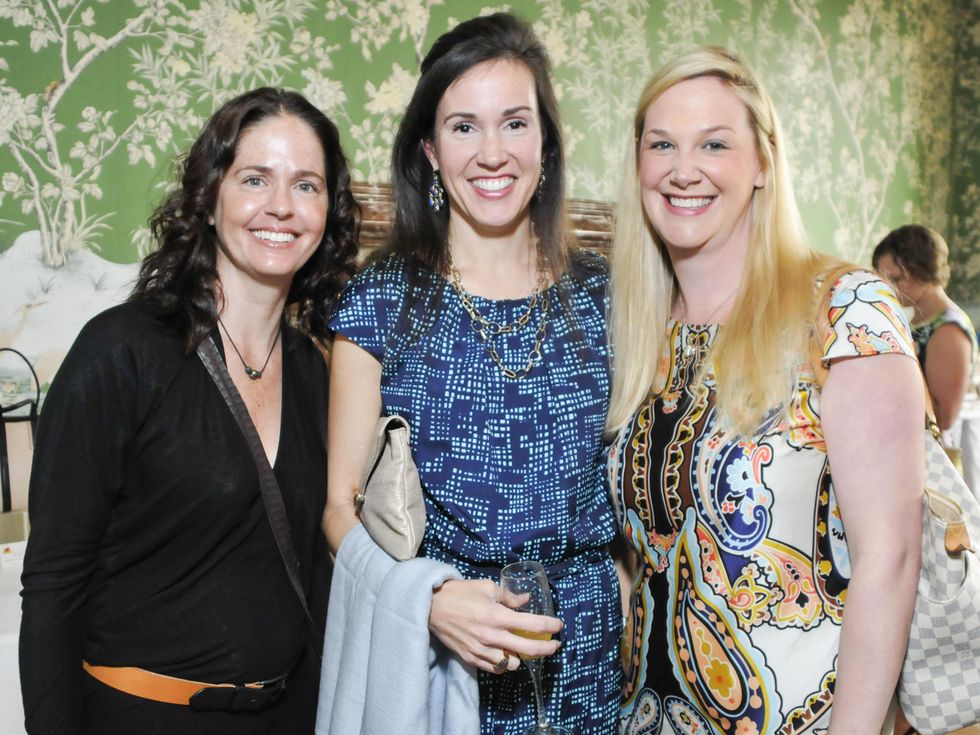 0021, Heroes for Handbags, April 2013, Marnie Greenwood, Amy Reeves, Meaghan Conrad