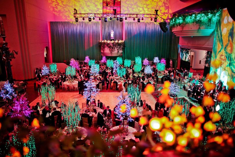 023, Houston Ballet Ball, February 2013, crowd, venue