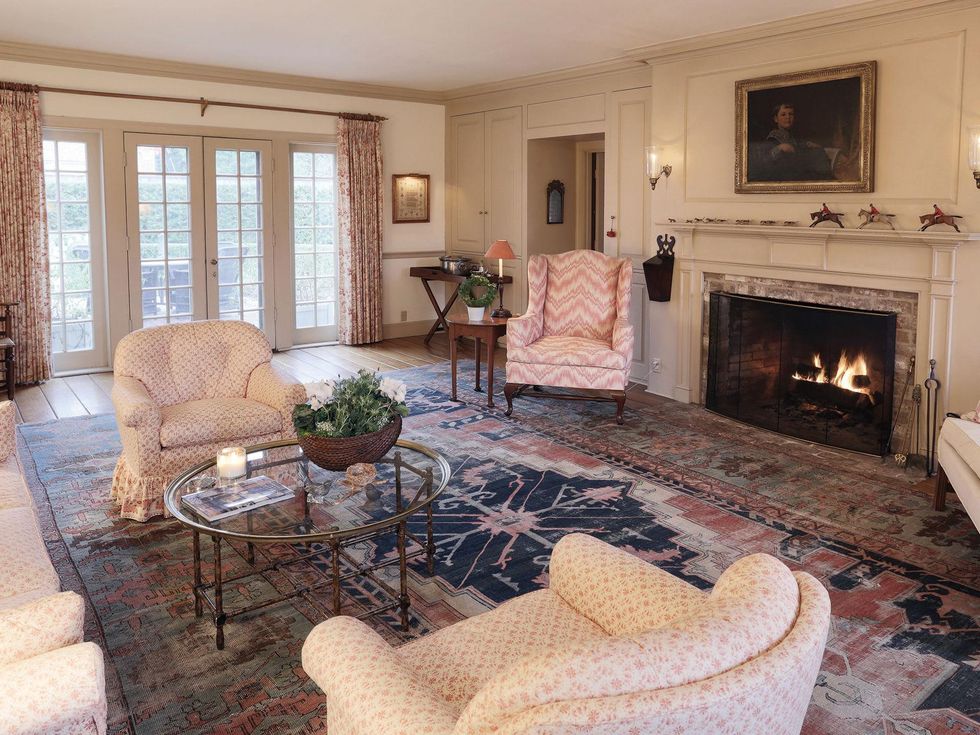 06 On the Market 11030 Greenbay St. April 2014