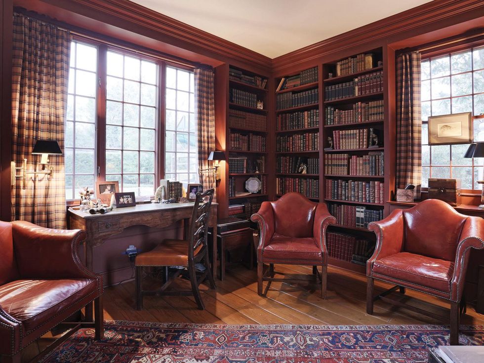 08 On the Market 11030 Greenbay St. April 2014