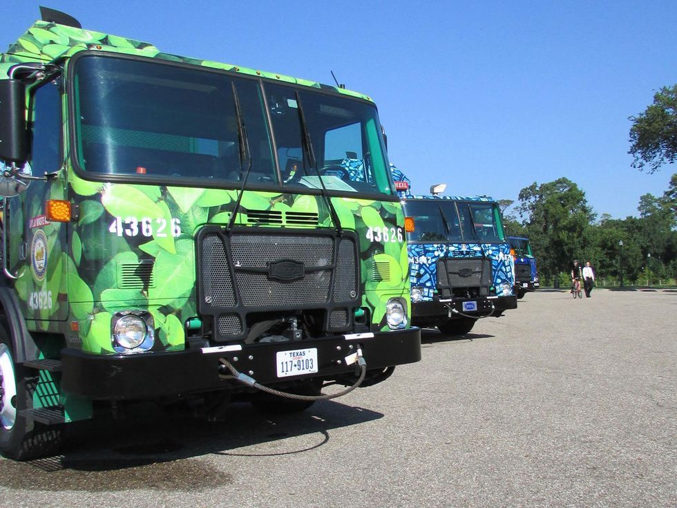 1 art recycling trucks August 2014