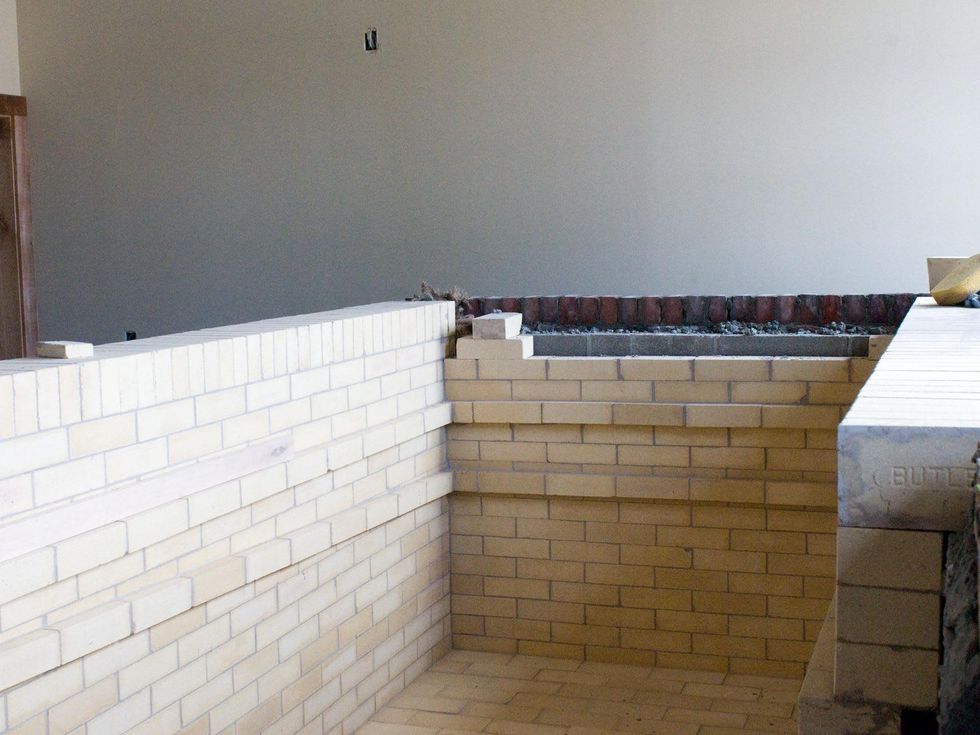 1 Killen's BBQ January 2014 barbecue pit construction