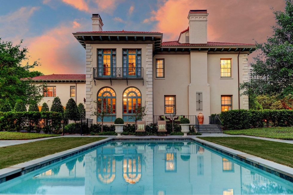 1 Longfellow Lane Houston