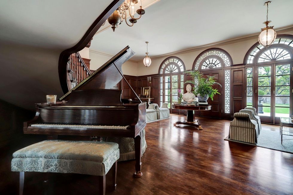 1 Longfellow Lane Houston