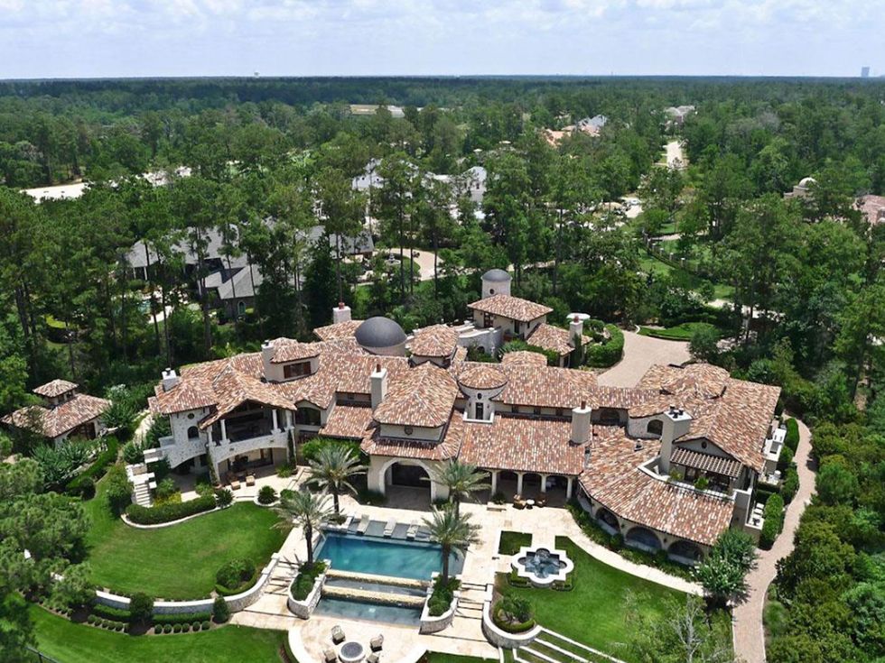 1 On the Market 15 Grand Regency Circle Enron mansion The Woodlands January 2015