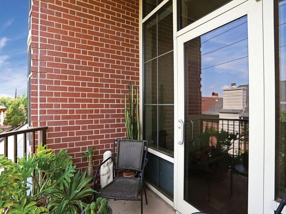 1 On the Market 1616 Fountain View No. 310 August 2014