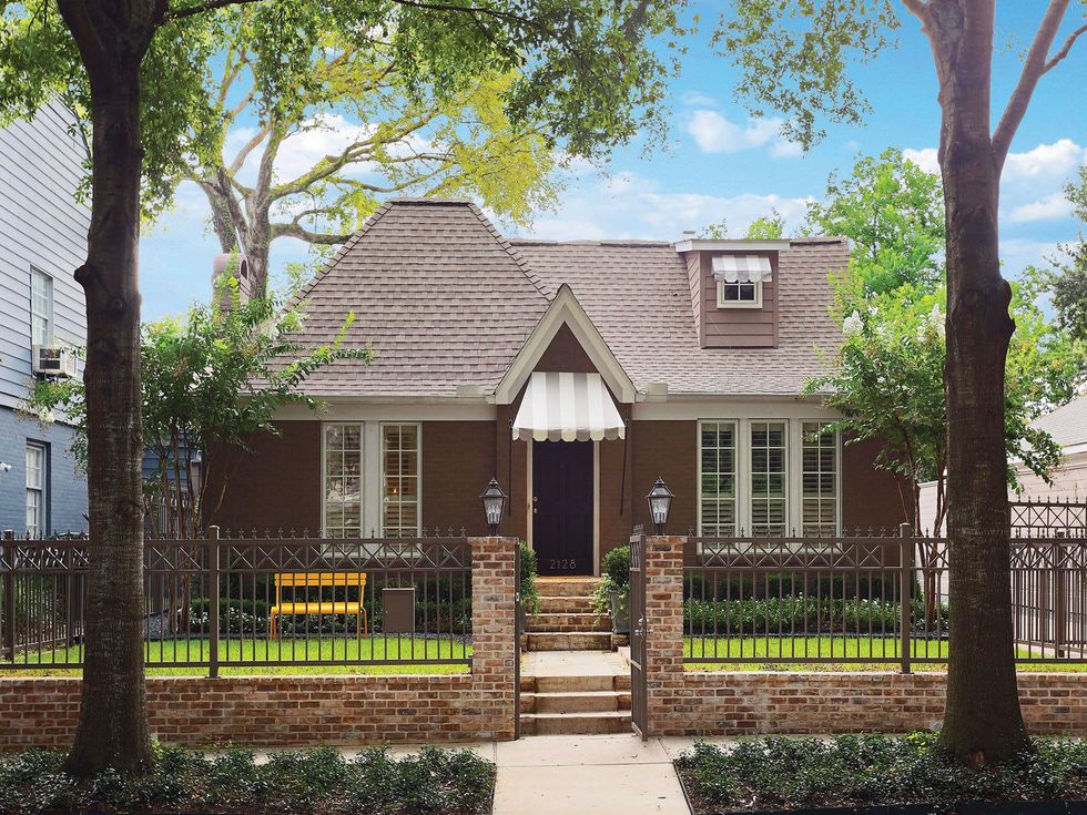 1 On the Market 2128 Bartlett St. September 2014