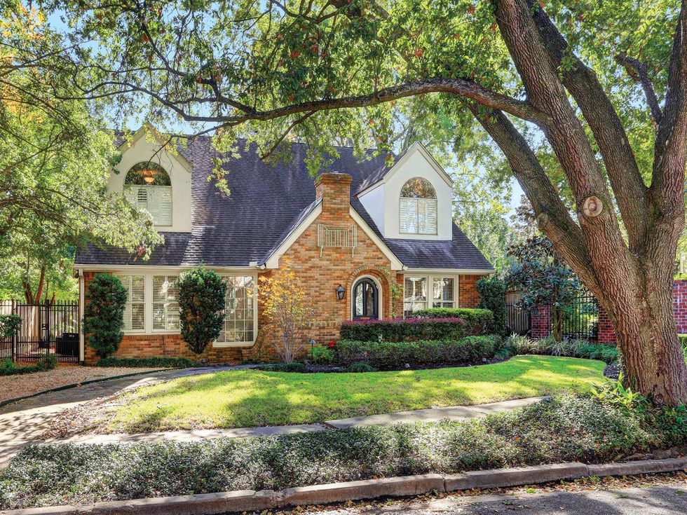 1 On the Market 2205 Tangley St. January 2015