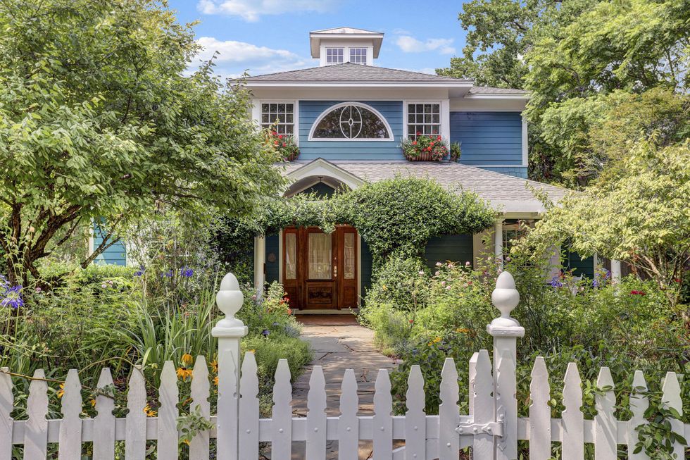 1 On the Market 4826 Palmetto July 2014