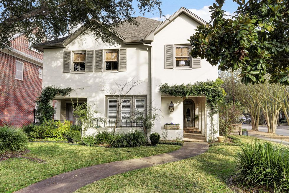 1 On the Market 6545 Brompton Road February 2015