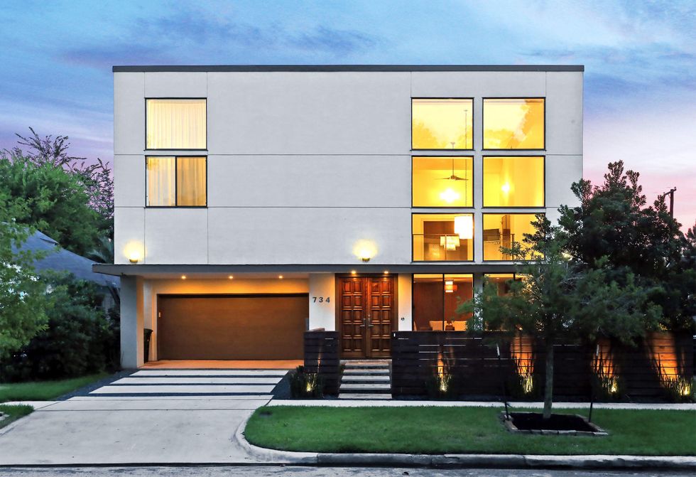 1 On the Market 734 E. 8th St. Houston Heights March 2015