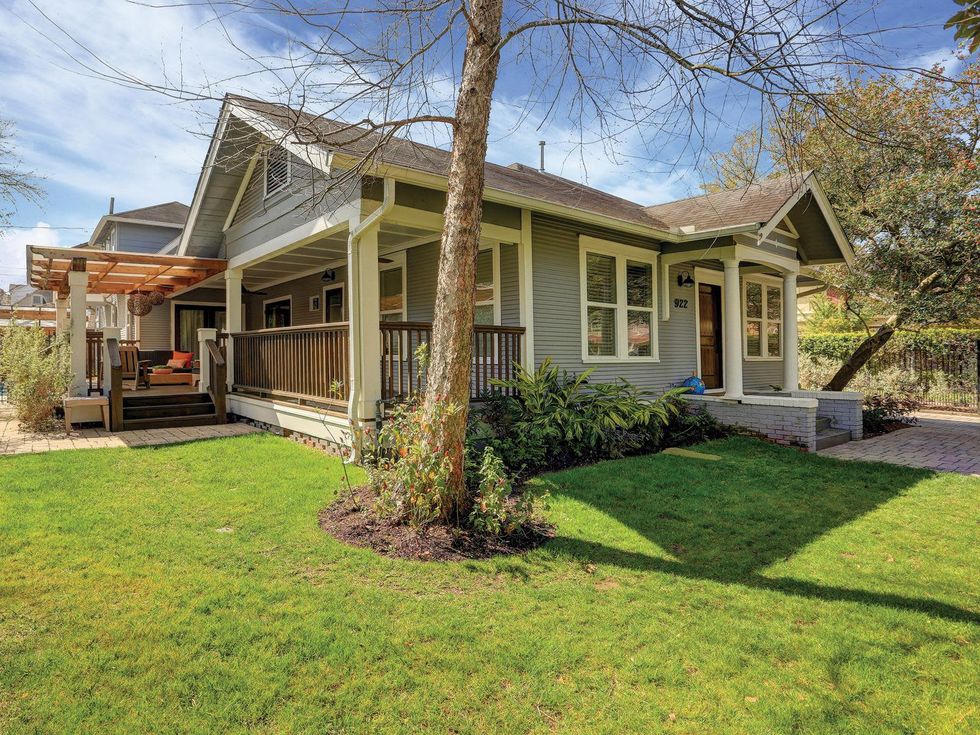 1 On the Market 922 St. Woodland February 2015