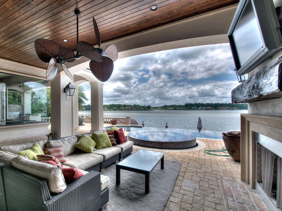 1 On the Market January 2014 236 West Shore back