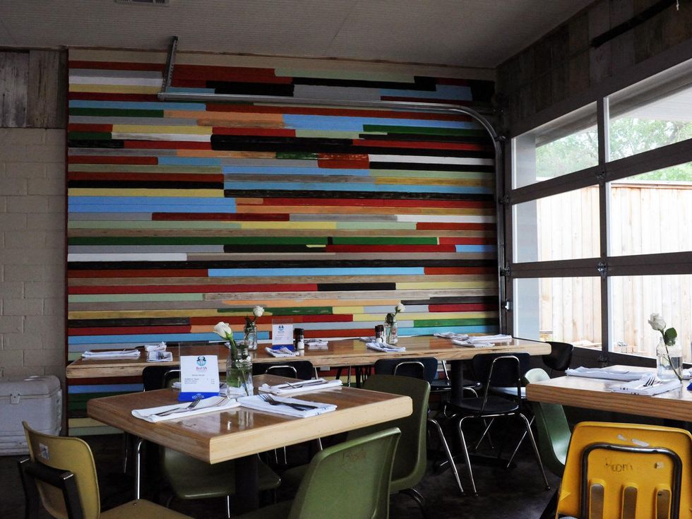 1 Red Ox Bar & Grill May 2014 wall and tables