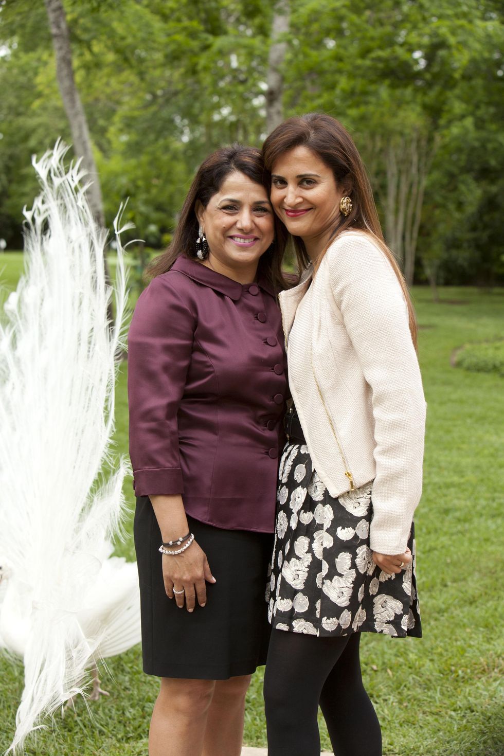 10 Nidhika Mehta's birthday April 2013 Nidhika Mehta's birthday April 2013 Aku Bedi and Pinder Gill