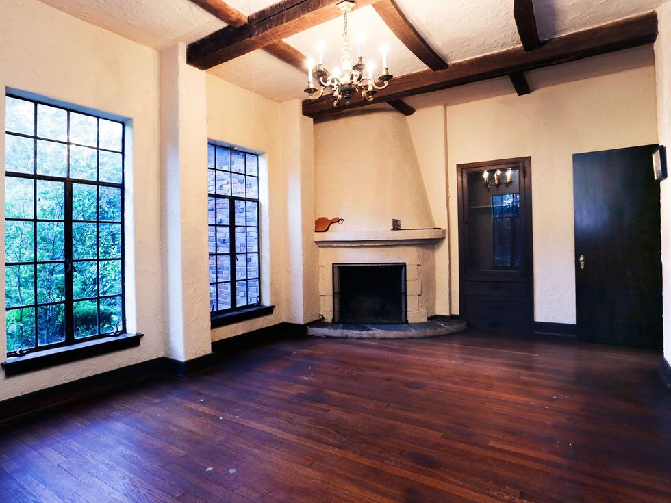 10 On the Market 3375 Del Monte Drive February 2015 den