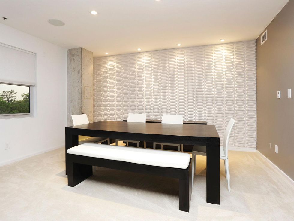 10 On the Market 6007 Memorial Drive No. 401 April 2014