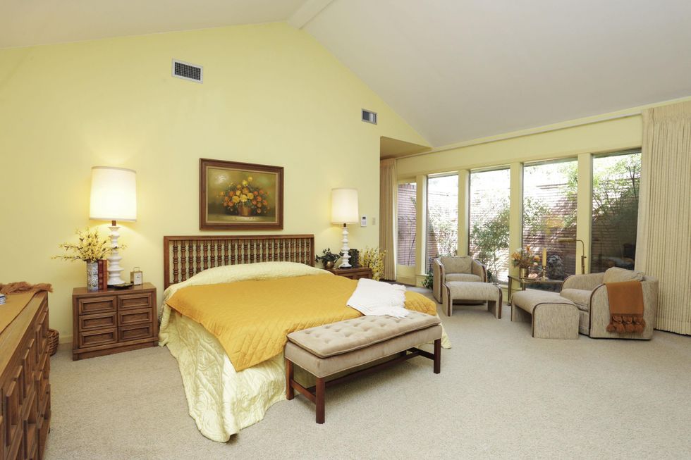 10 On the Market mid-mod ranch-style house in Brookshire 6th and Purdy streets September 2014