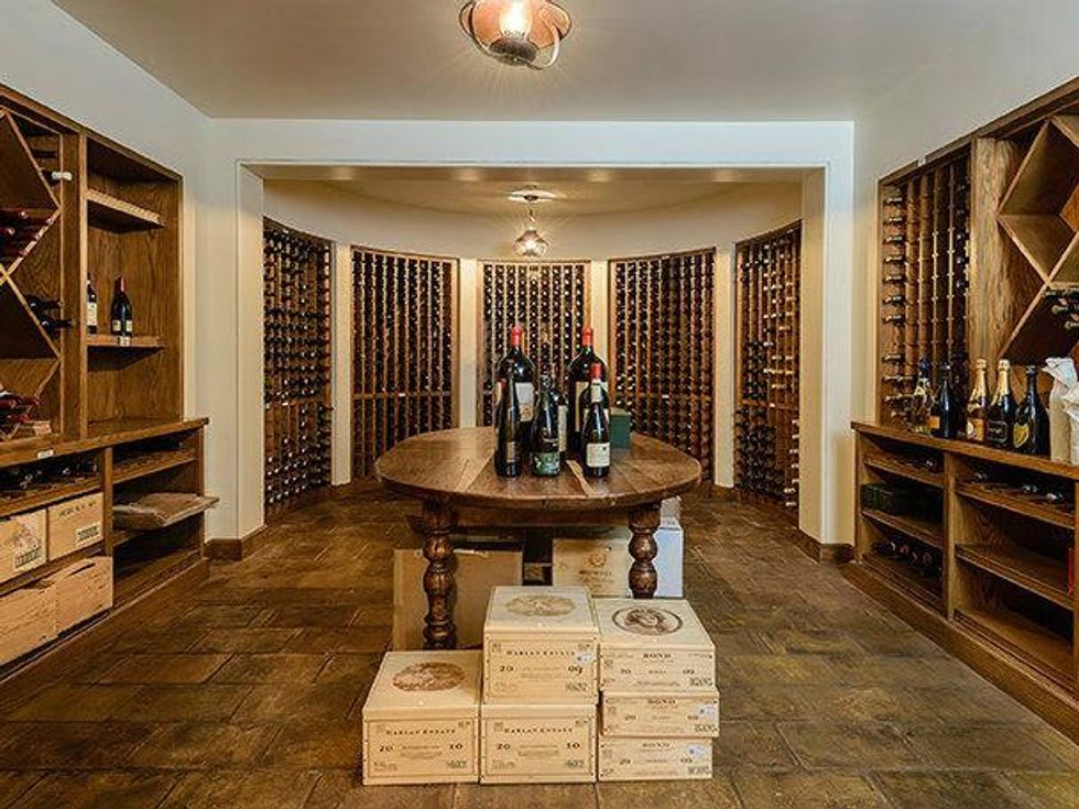 10000 Hollow Way wine room