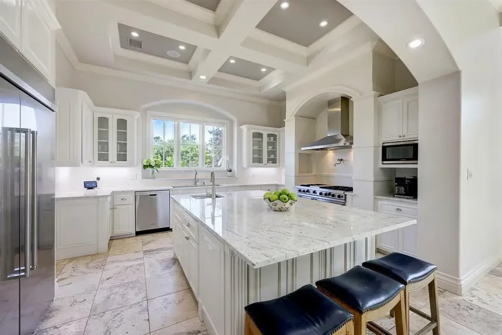 106 Bella Cima Drive Lake Travis Austin house