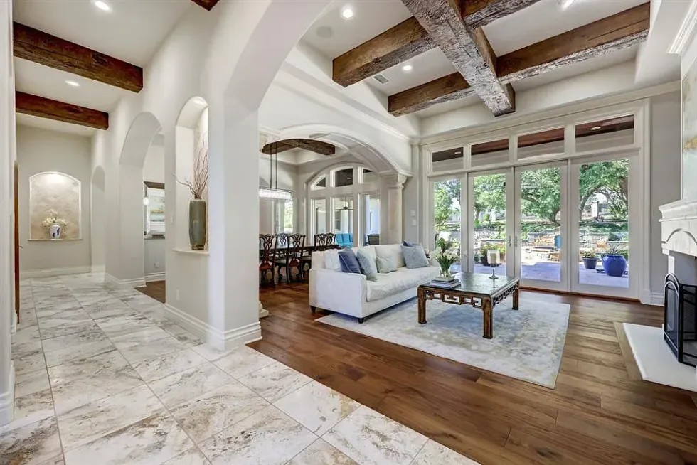 106 Bella Cima Drive Lake Travis Austin house