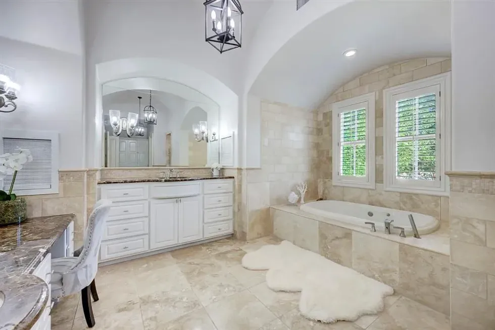 106 Bella Cima Drive Lake Travis Austin house