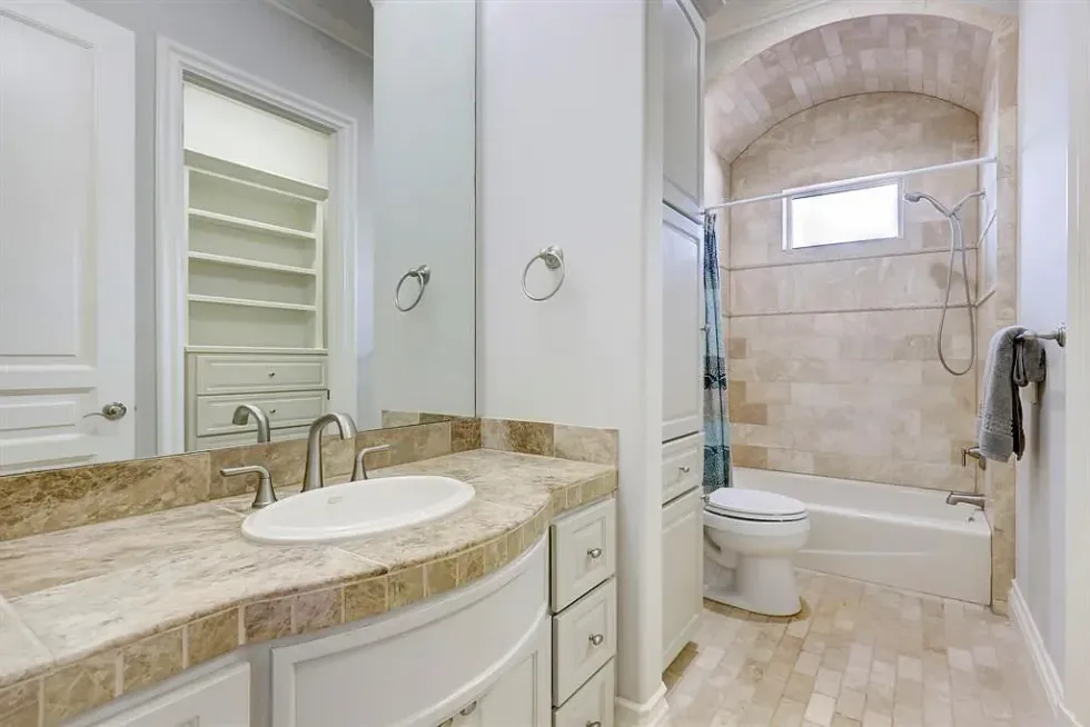 106 Bella Cima Drive Lake Travis Austin house