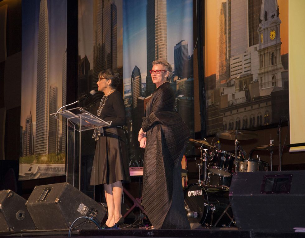 11 Barbara Amelio, left, and Carrie Glassman Shoemake at the Rice Design Alliance Gala November 2014