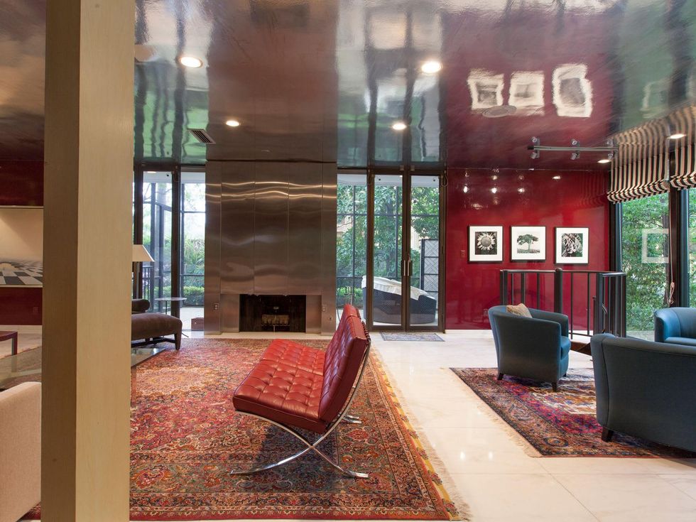 11 On the Market 10 S. Briar Hollow Lane No. 26 June 2014