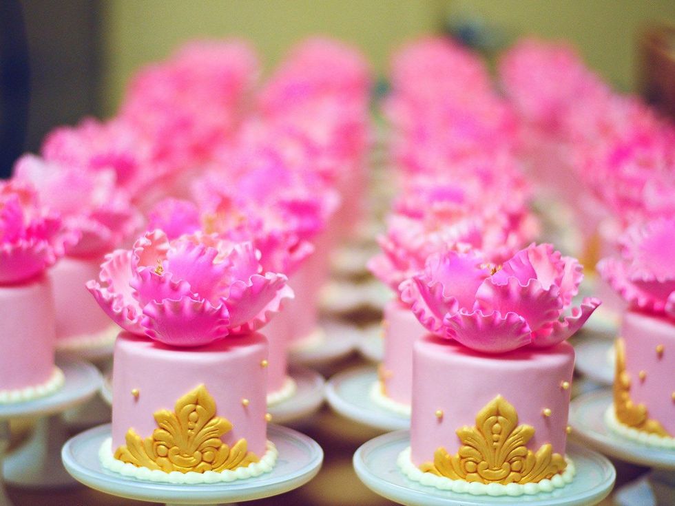 11, Wonderful Weddings, Lauren Randle and Jose Feliz, February 2013, desserts, mini-cakes