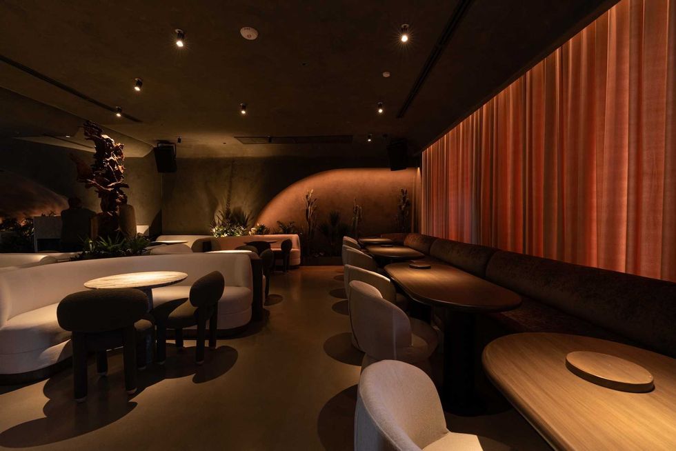 1111 bar interior