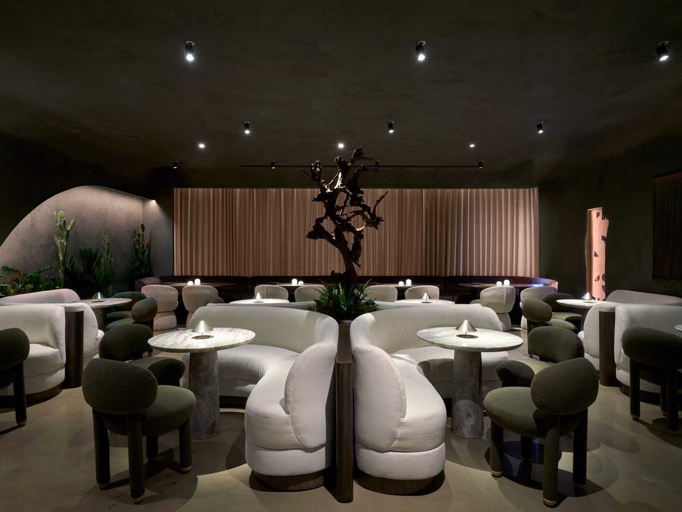 1111 cocktail lounge interior