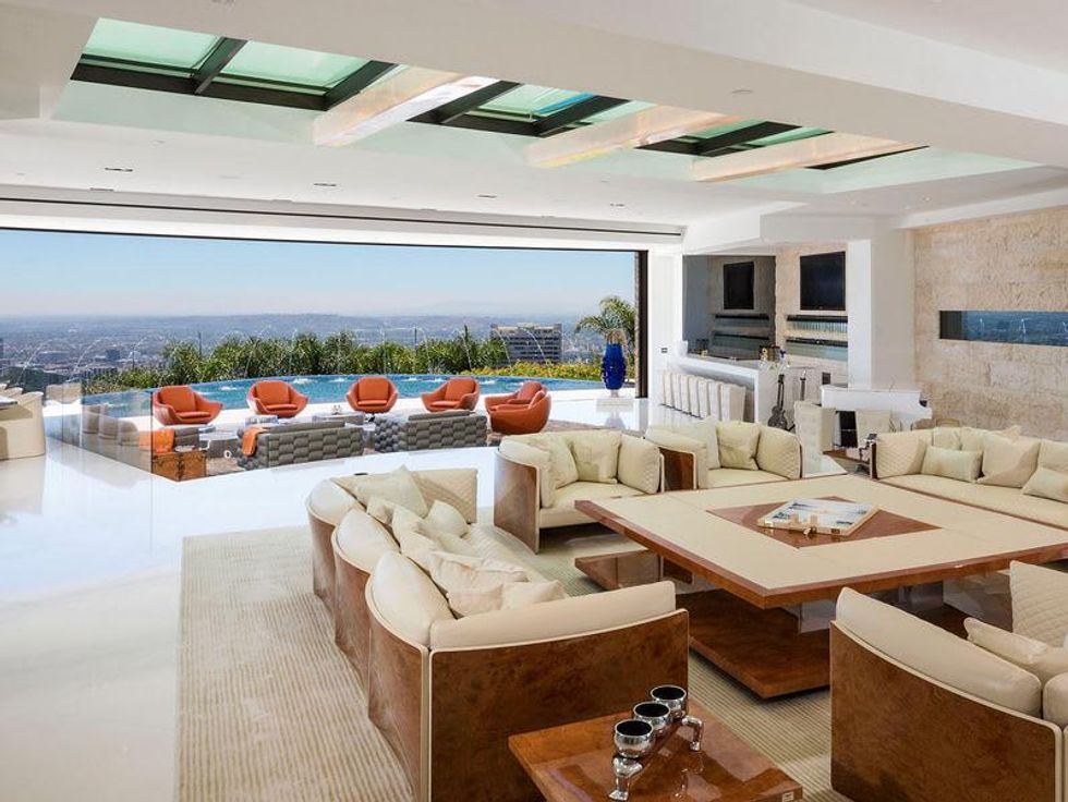 1181 North Hillcrest Jay Z Beyonce 2