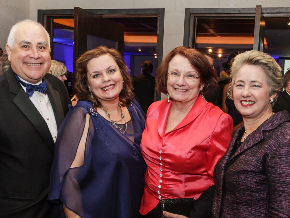 12 Bill Flores and Noel Bezette-Flores, from left, Kathy Hubbard and Mayor Annise Parker at the UH Downtown 40th anniversary gala January 2015