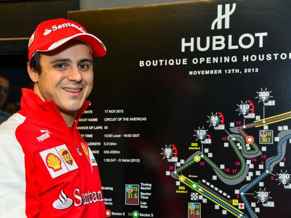 12 Felipe Massa in front of the F-1 track