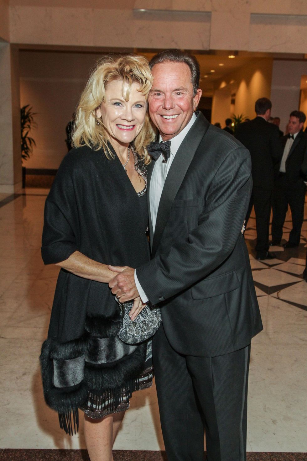 12 Lisa and Jerry Simon at the Houston Baptist University Lou Holtz dinner November 2014