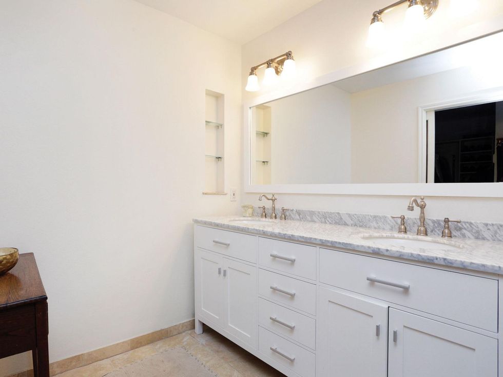 12 On the Market 2205 Tangley St. January 2015