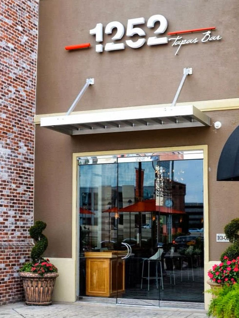 1252 Tapas Bar Uptown Park front exterior day