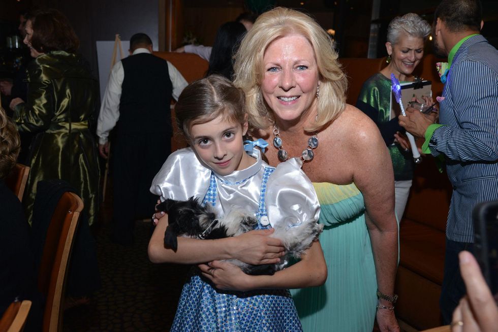 13S1 Ava Delaney, Toto and Sandra Rhoden at the Emerald City ESCAPE Celebrity Serve Benefit April 2014