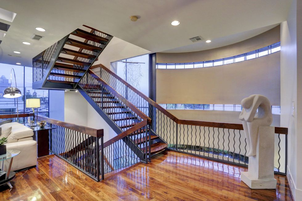 14 On the Market 1322 Dart July 2014