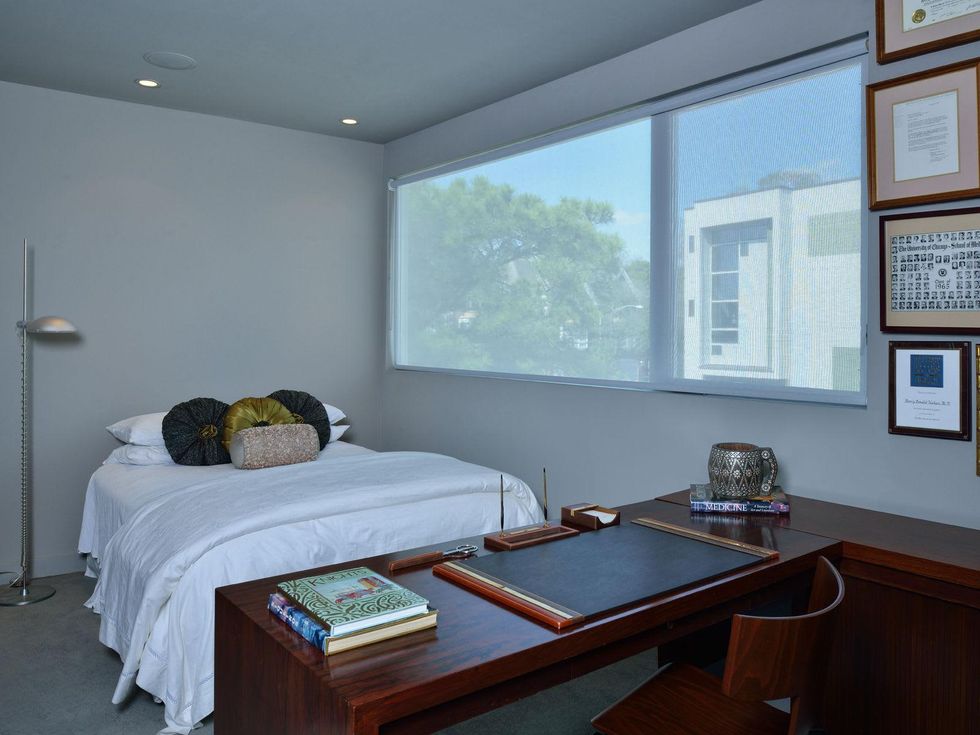 14 On the Market 2401 Morse St. Carol Barden-designed home February 2015