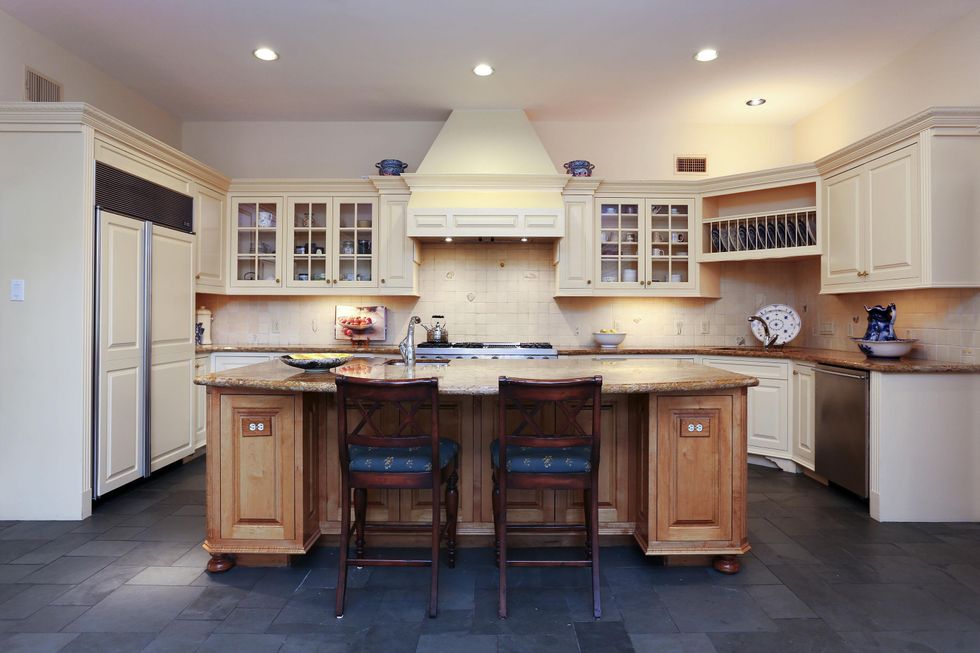 14 On the Market 4826 Palmetto July 2014