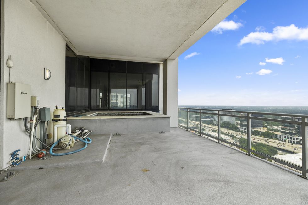 1409 Post Oak Boulevard 26th floor penthouse.