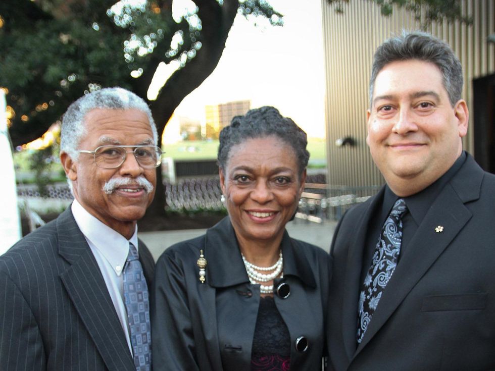 15 Gwen and Ron Samples, from left, with Shawn Hauptmann at the Miller Outdoor Theatre Gala October 2013