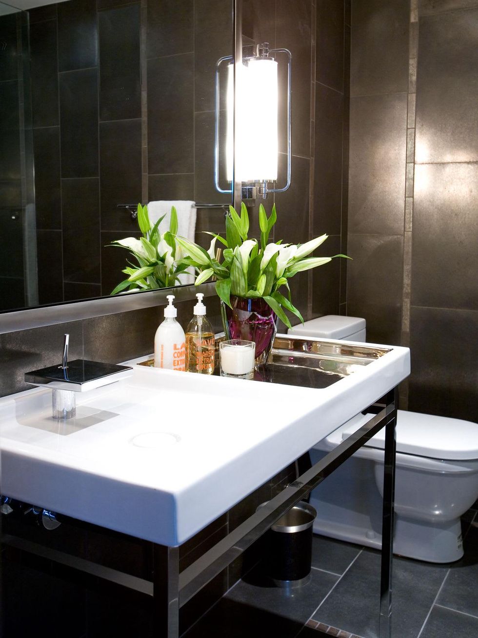 15 On the Market 1807 Brun St. January 2015