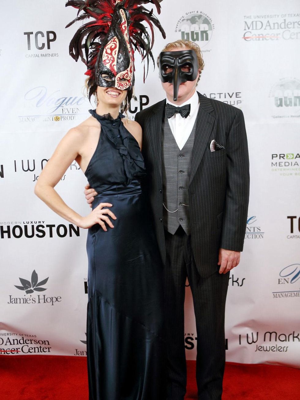 15 Wendy Martin and Chris Henrich at Hope Masquerade for a Cure Gala November 2013