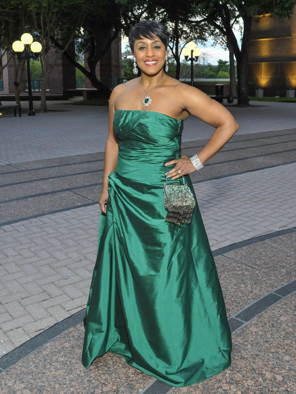 Dazzling ladies break out the wow gowns for Houston Grand Opera Ball ...
