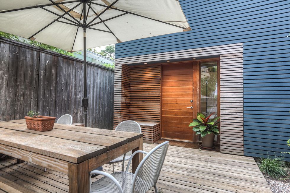 16 On the Market 1507 Hawthorne St. August 2014