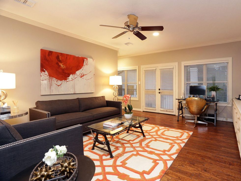 16 On the Market 7 Saddlewood Estates December 2013