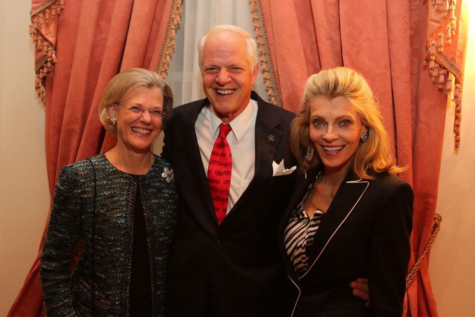 16 Susan Stasney, from left, Dr. C. Richard Stasney and Alice Burguieres HGO Opera ball kick-off party January 2014